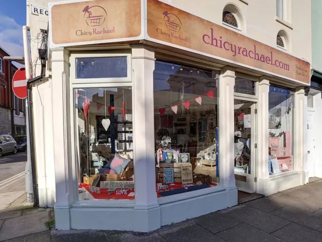 Chicy Rachael: Shabby Chic Gems