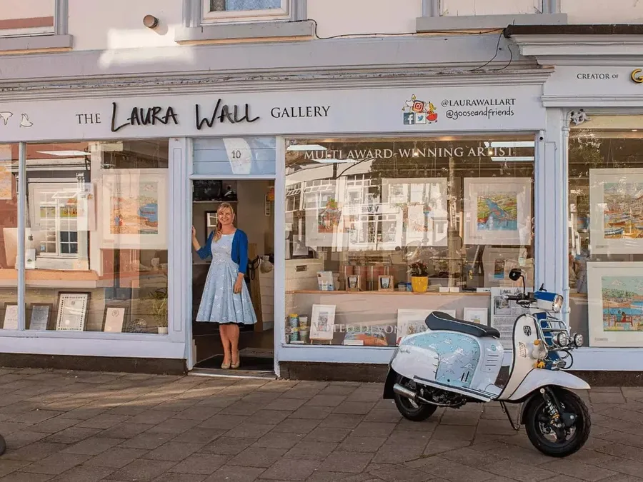 Laura Wall Art and Illustration