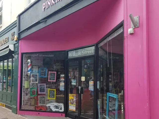 Pink Says Hairdressers