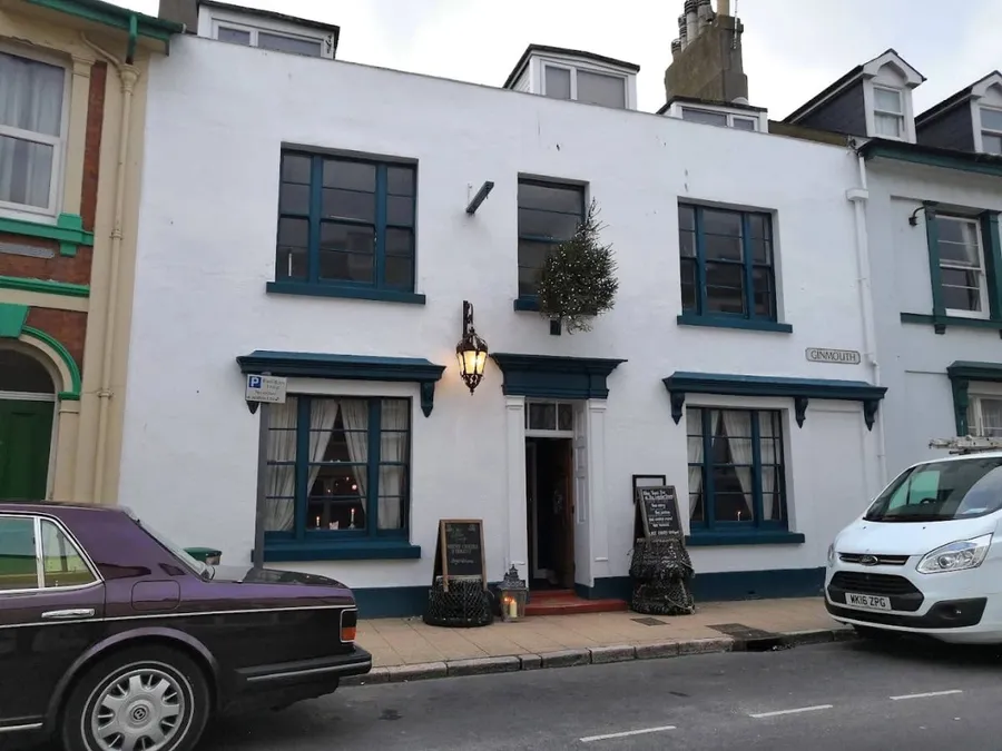 The Lobster Lounge & The Crab Shack